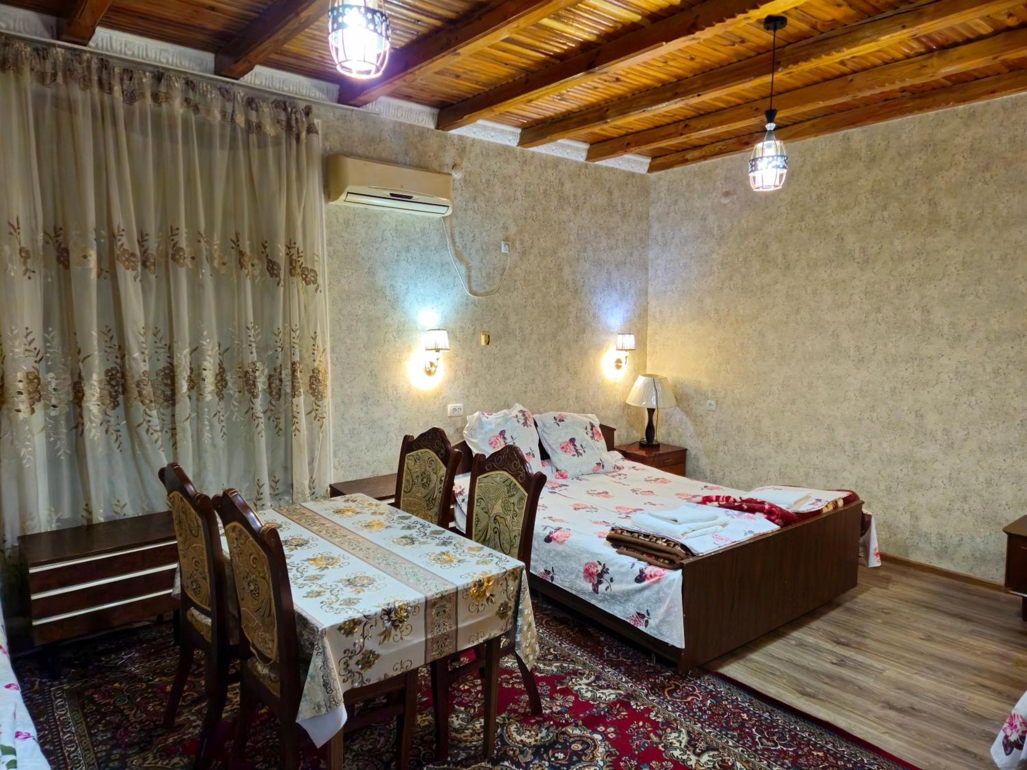 B&B Bahodir Samarkand Luaran gambar